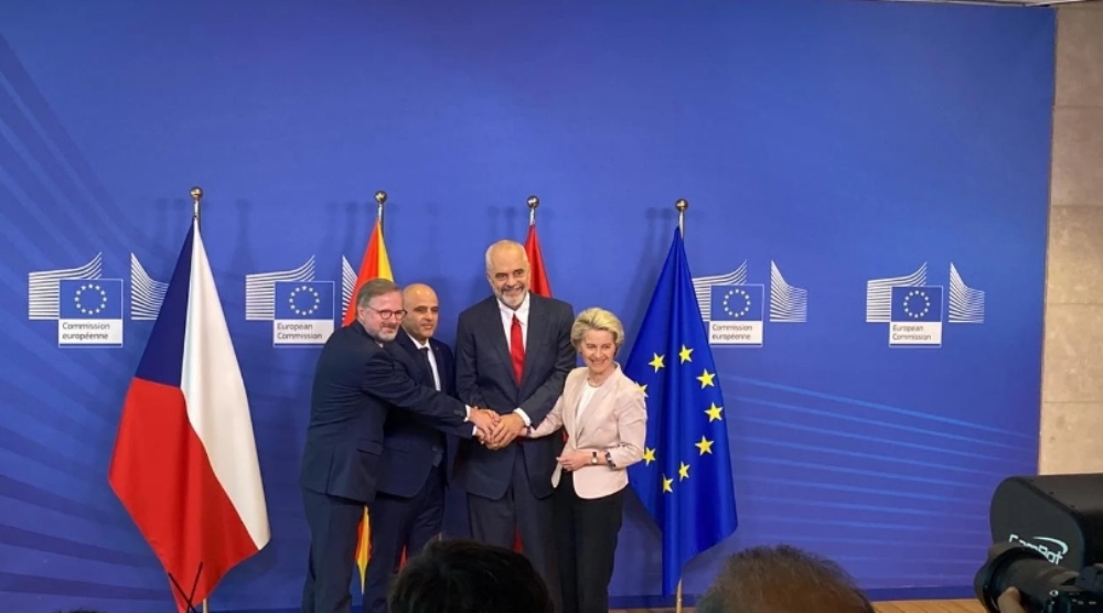 Sot Konferenca e Pare Nderqeveritare Shqiperi-BE, cfare pritet te ndodhe